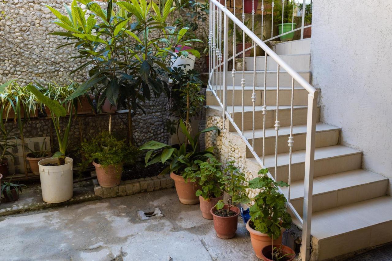 Toni'S Studios Vlorë Eksteriør bilde